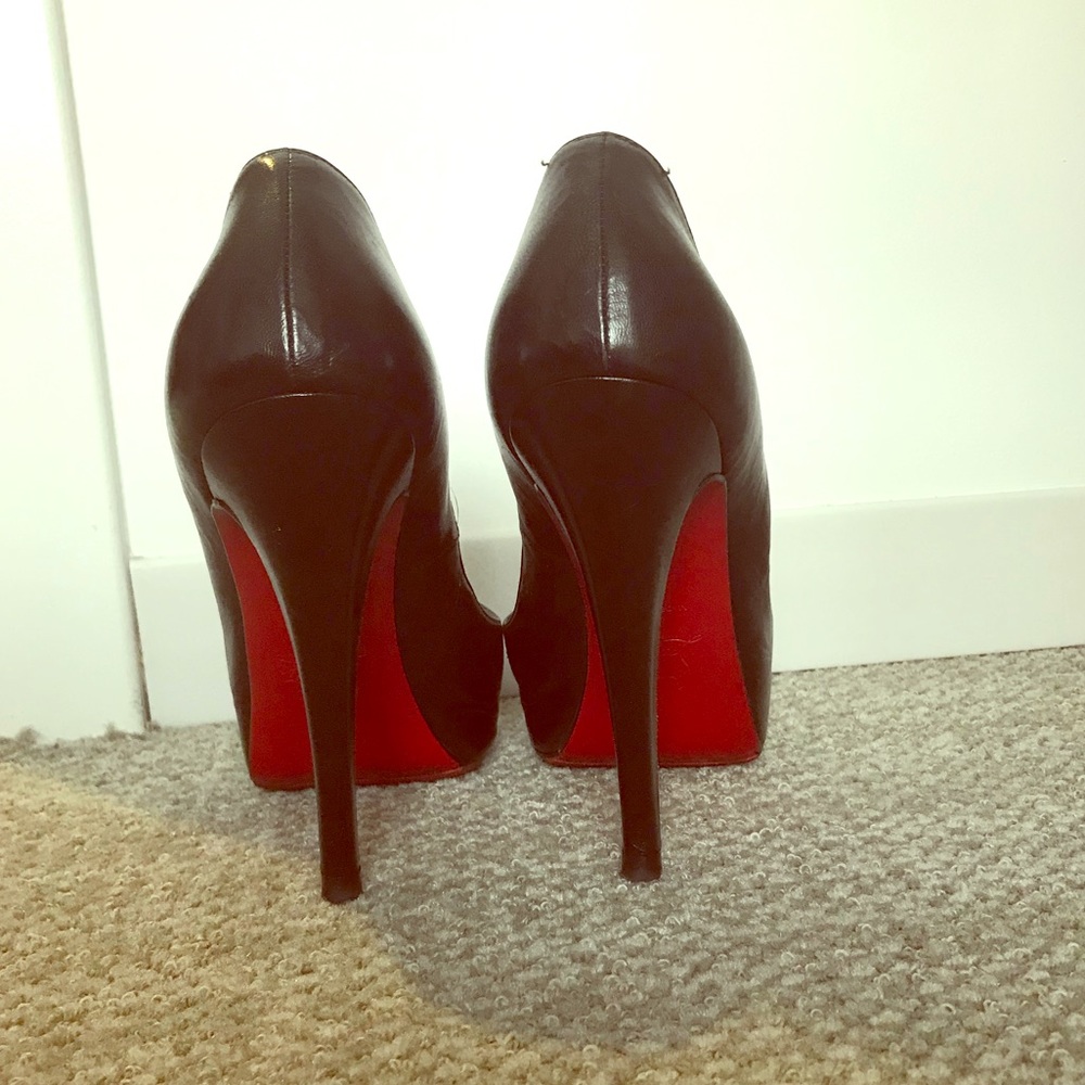 Christian Louboutin size 36 1/2 Very Prive